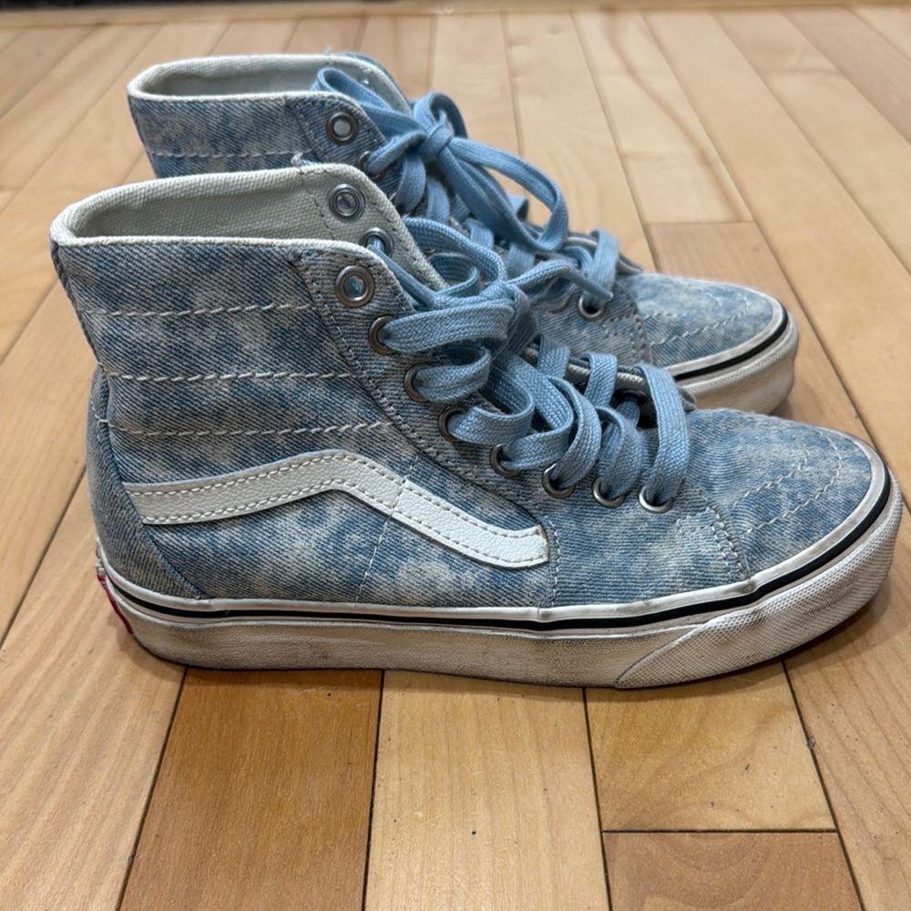 Kids Blue High-Top Sneakers